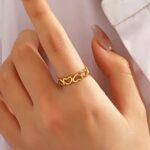 Little Topsy Turvy Heart Ring (Adjustable)
