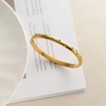 Callee Zirconia Bangle