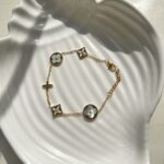 Zoey Clover Bracelet