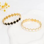 Giena Clover Bangle