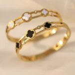 Reba Clover Bangle