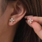 Sweet Tulip Stud Earrings